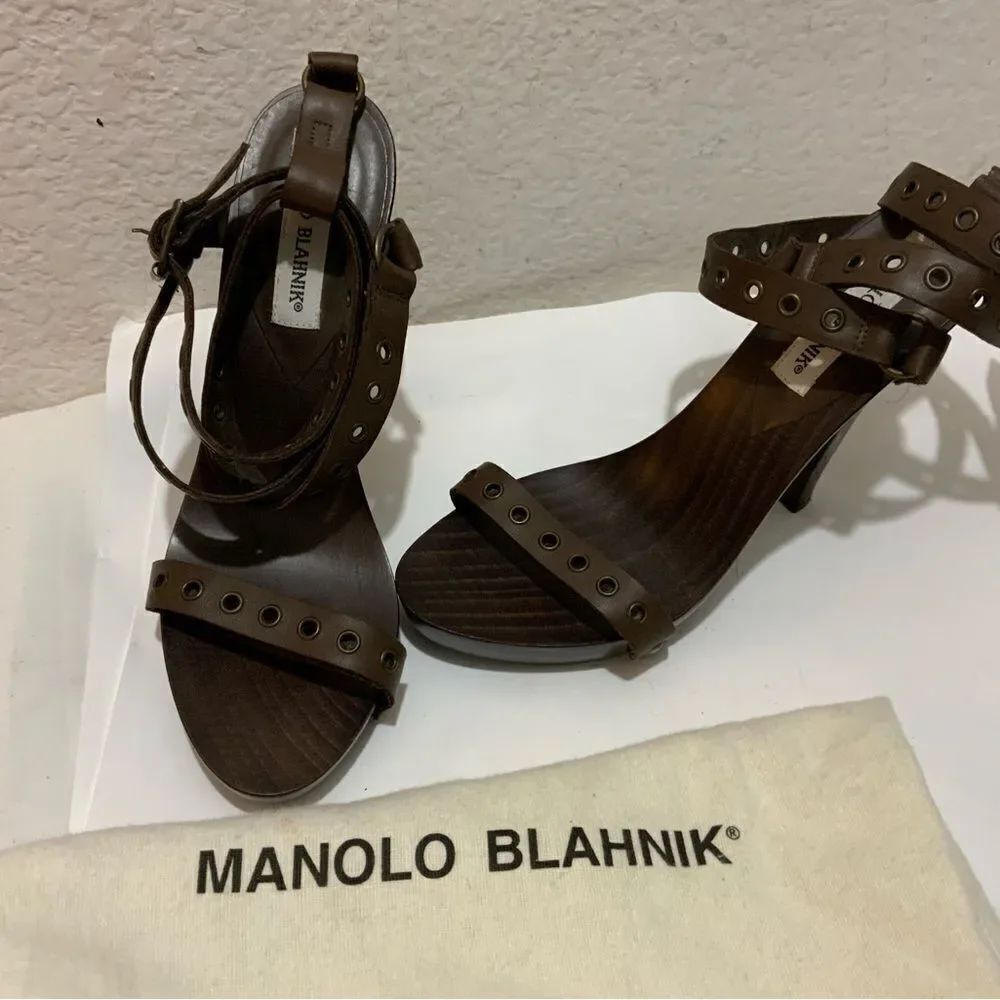 Manolo Blahnik Brown Studded Open-Toe Pumps wrap ankle strap size 37